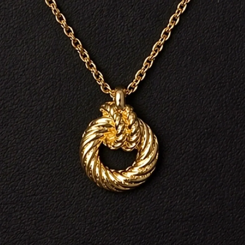 DIOR Twisted Rope Knot Pendant On A Polished Yellow Gold Plated Necklace 18” - Picture 6 of 16
